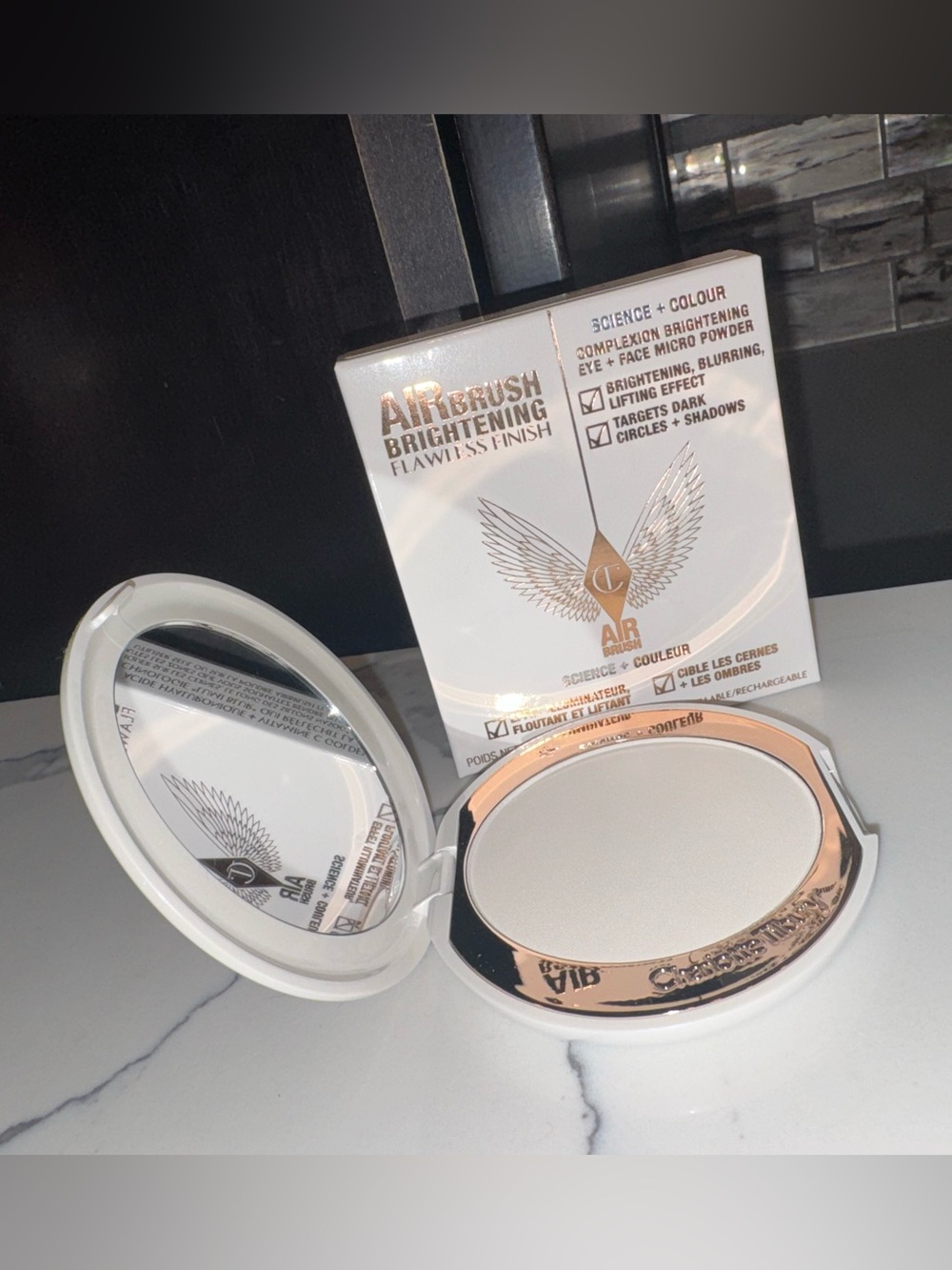 Charlotte Tilbury Airbrush Brightening Flawless Finish Powder – ORIGINAL FORMULA